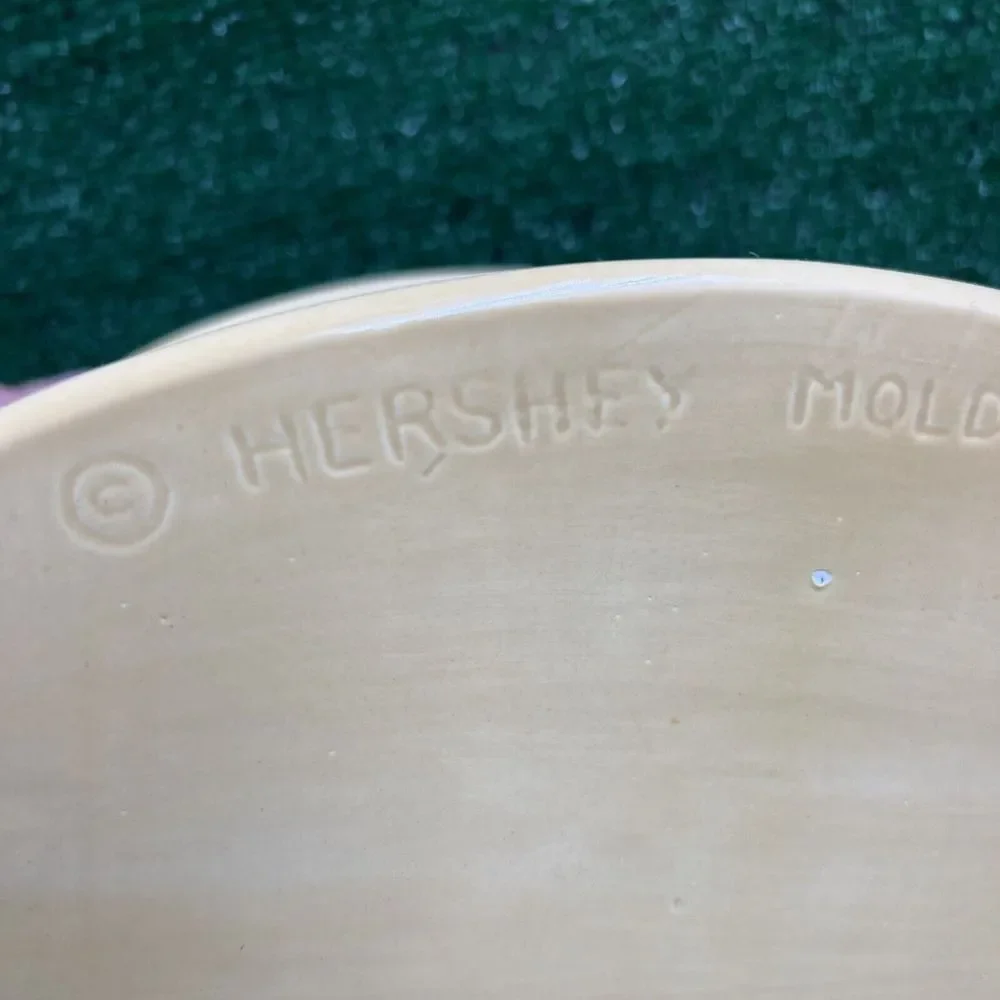 Vintage Hershe Molds 1981 Yellow Soup Serving Dish With Handle Read Descrip Flaw